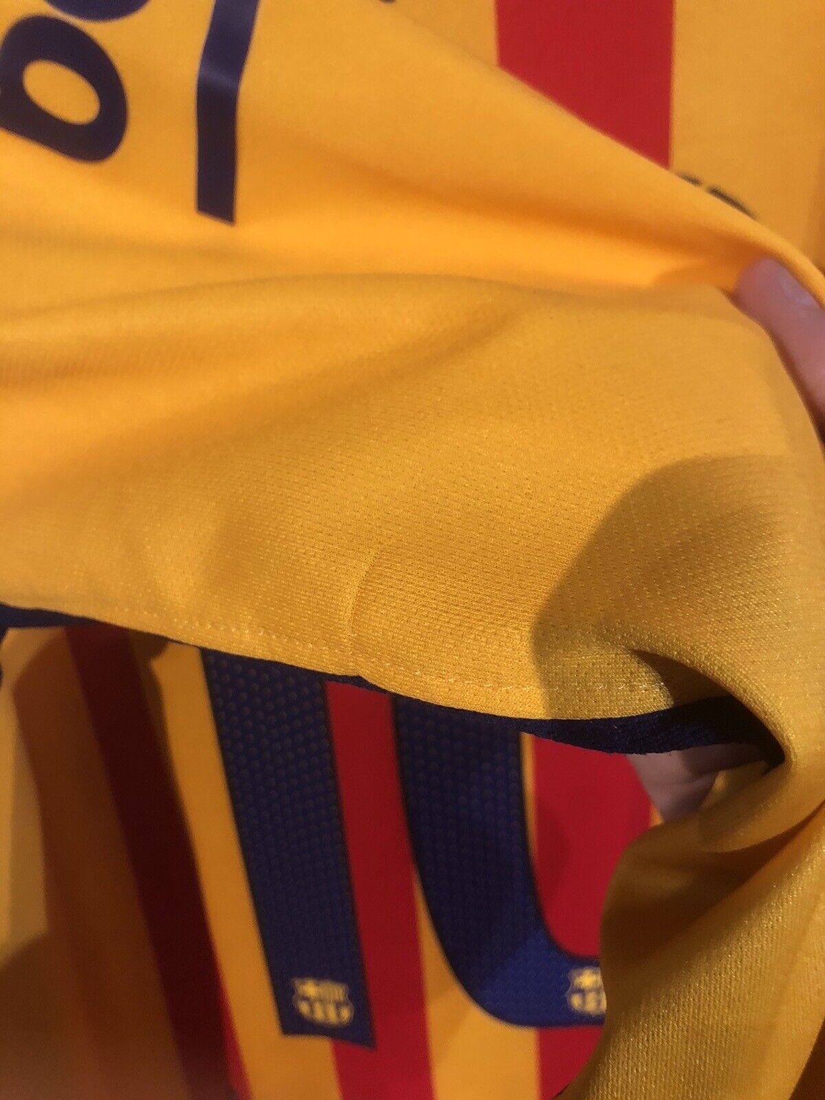 Messi #10 Barcelona 2015/16 Small Long Sleeved Away Shirt Nike Excellent Conditi