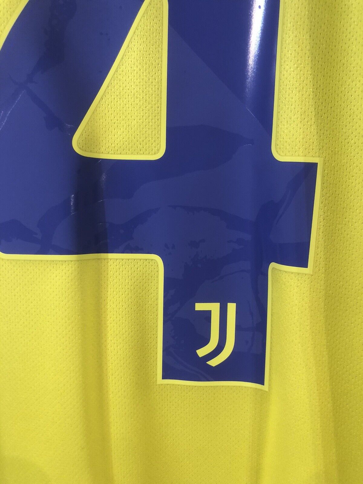 Kulusevski #44 Juventus 2021/22 X-Large 3rd Football Shirt Adidas BNWT