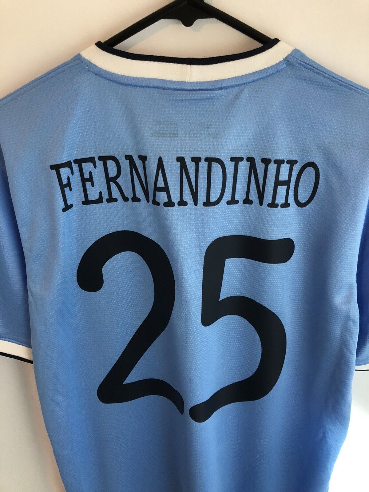 Fernandinho 25 Manchester City 2013 14 Medium Home Excellent Conditio 574863 489