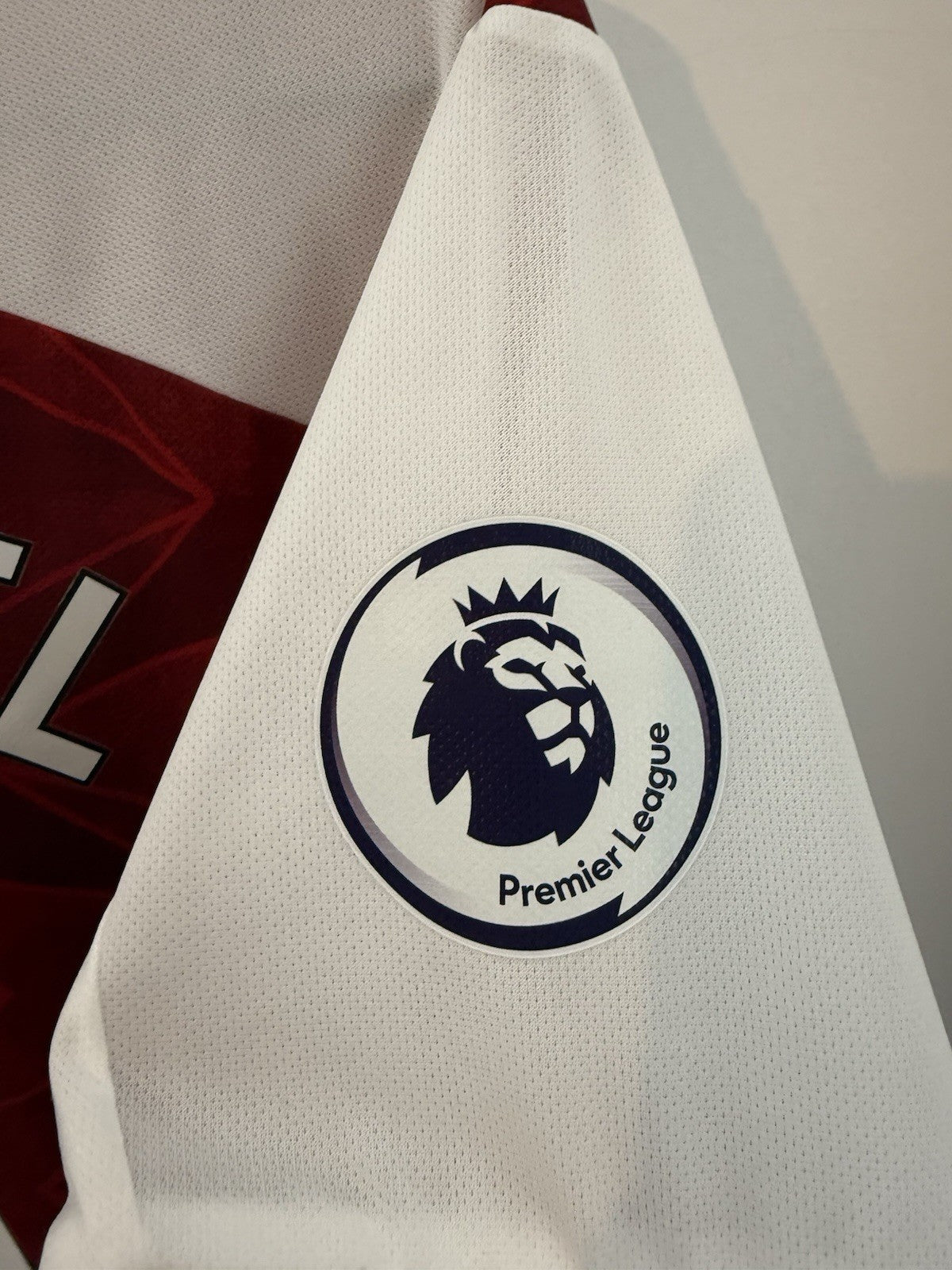 Arsenal Gabriel #6 2020/21 Large Home Shirt BNWT EH5817