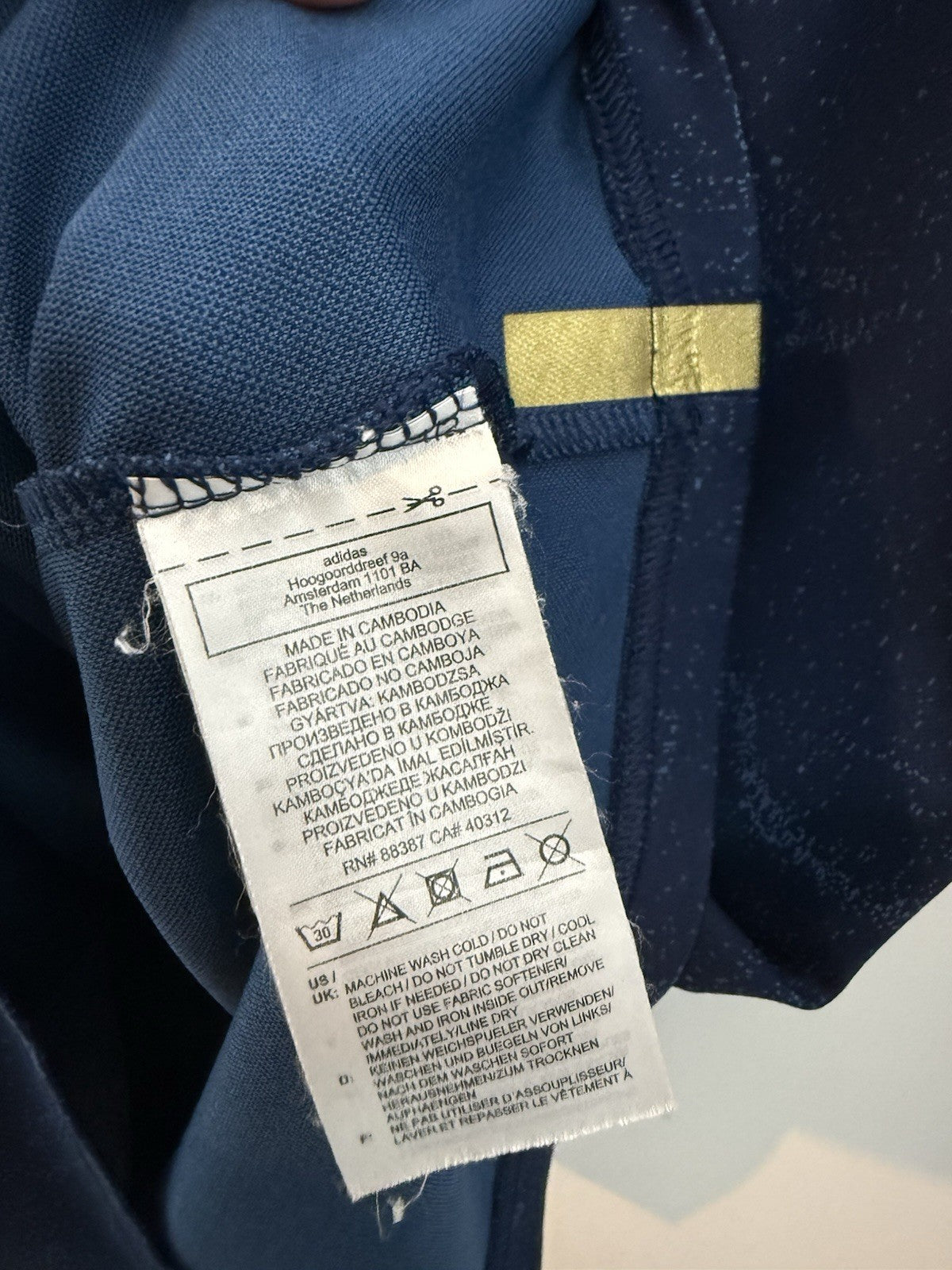 Real Madrid Sergio Ramos #4 2019/20 Medium Away Shirt Excellent Condition FJ3151