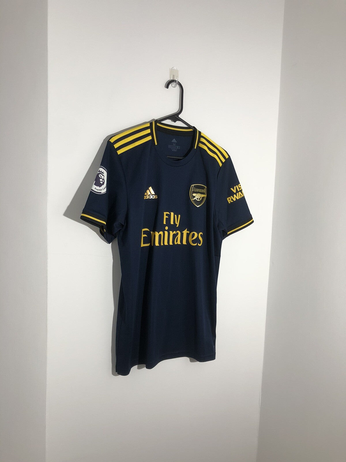 Arsenal Saka #77 2019/20 Small 3rd Shirt Excellent Condition FJ9322