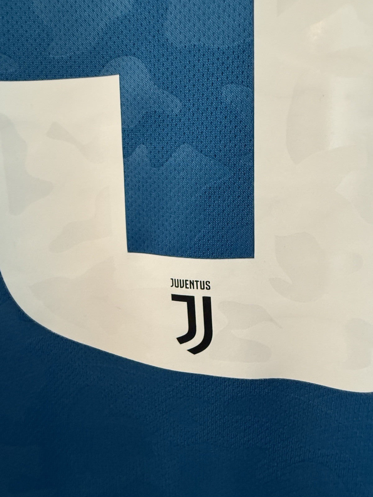 Juventus Chiellini #3 2019/20 Medium 3rd Shirt Adidas Excellent Condition DW5471