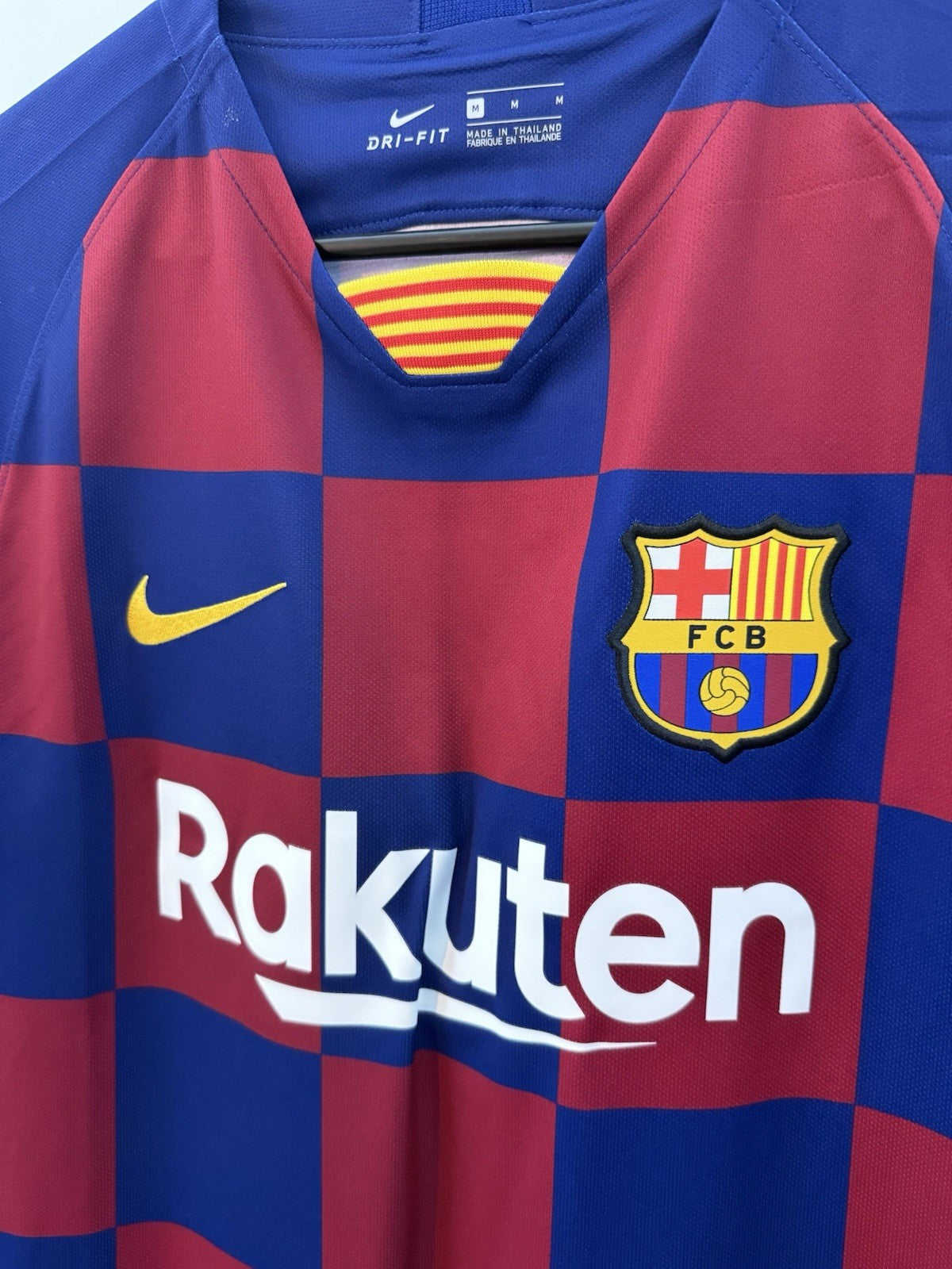 Barcelona Suarez #9 2019/20 Medium Home Shirt Nike BNWT AJ5532-456