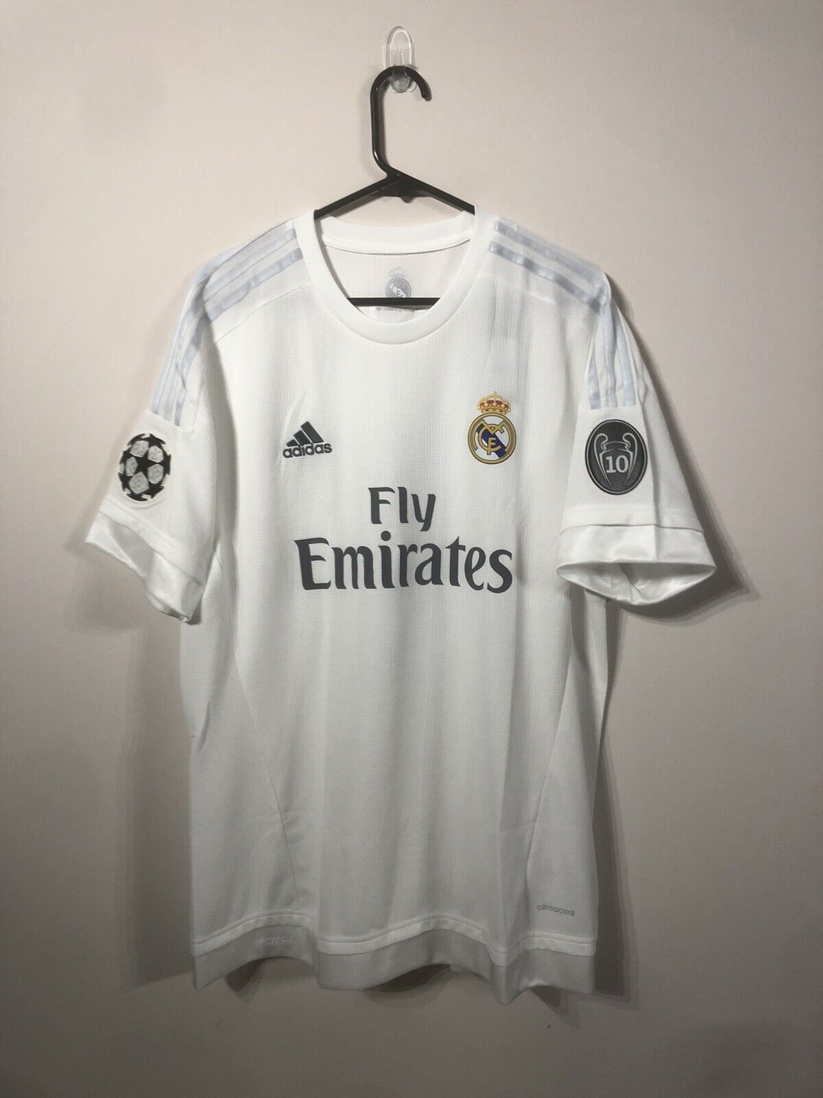 James #10 BNWT Real Madrid 2015/16 X-Large Champions League Home Shirt