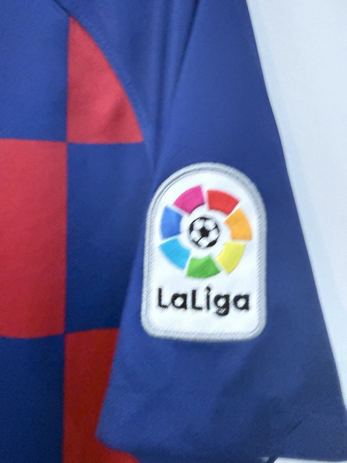 Barcelona Suarez #9 2019/20 Medium Home Shirt Excellent Condition AJ5532-456