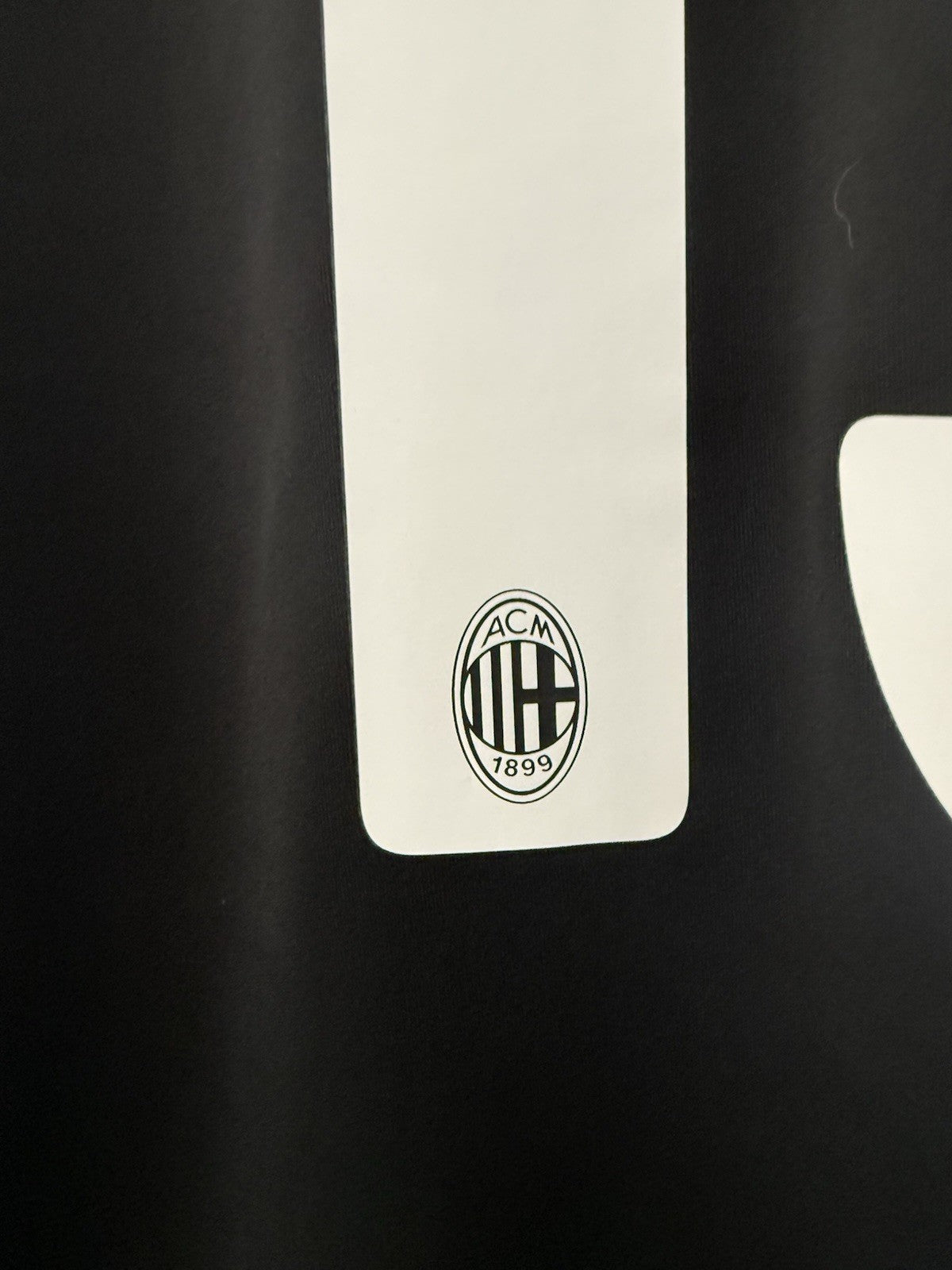 AC Milan Bonucci #19 2017/18 Medium 3rd Shirt Puma Excellent Condition AZ7052