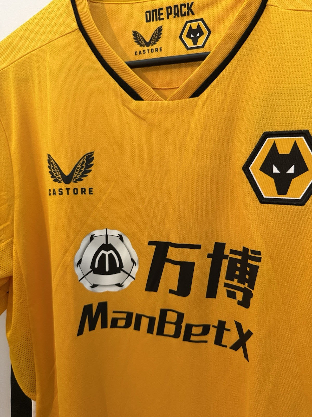 Wolverhampton Wanderers Neves #8 2021/22 Large Home Shirt Castore BNWT