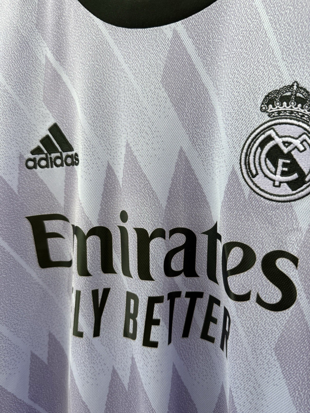 Real Madrid Kroos #8 2022/23 Away Medium Shirt Adidas Excellent Condition H18489