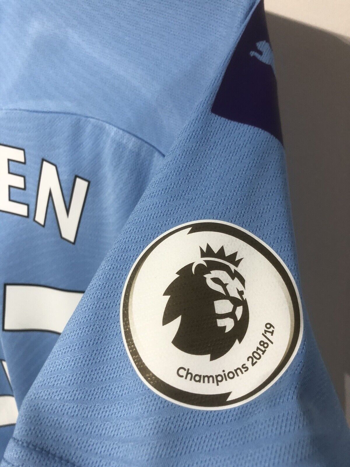 Foden #47 Manchester City 2019/20 Small Home Shirt Very Good Condition 755586-01