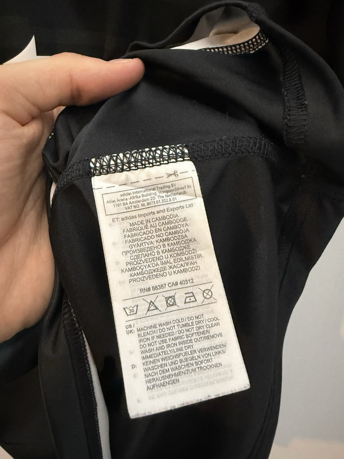 Real Madrid Courtois #25 2018/19 Medium Home GK Shirt Excellent Condition CG0564