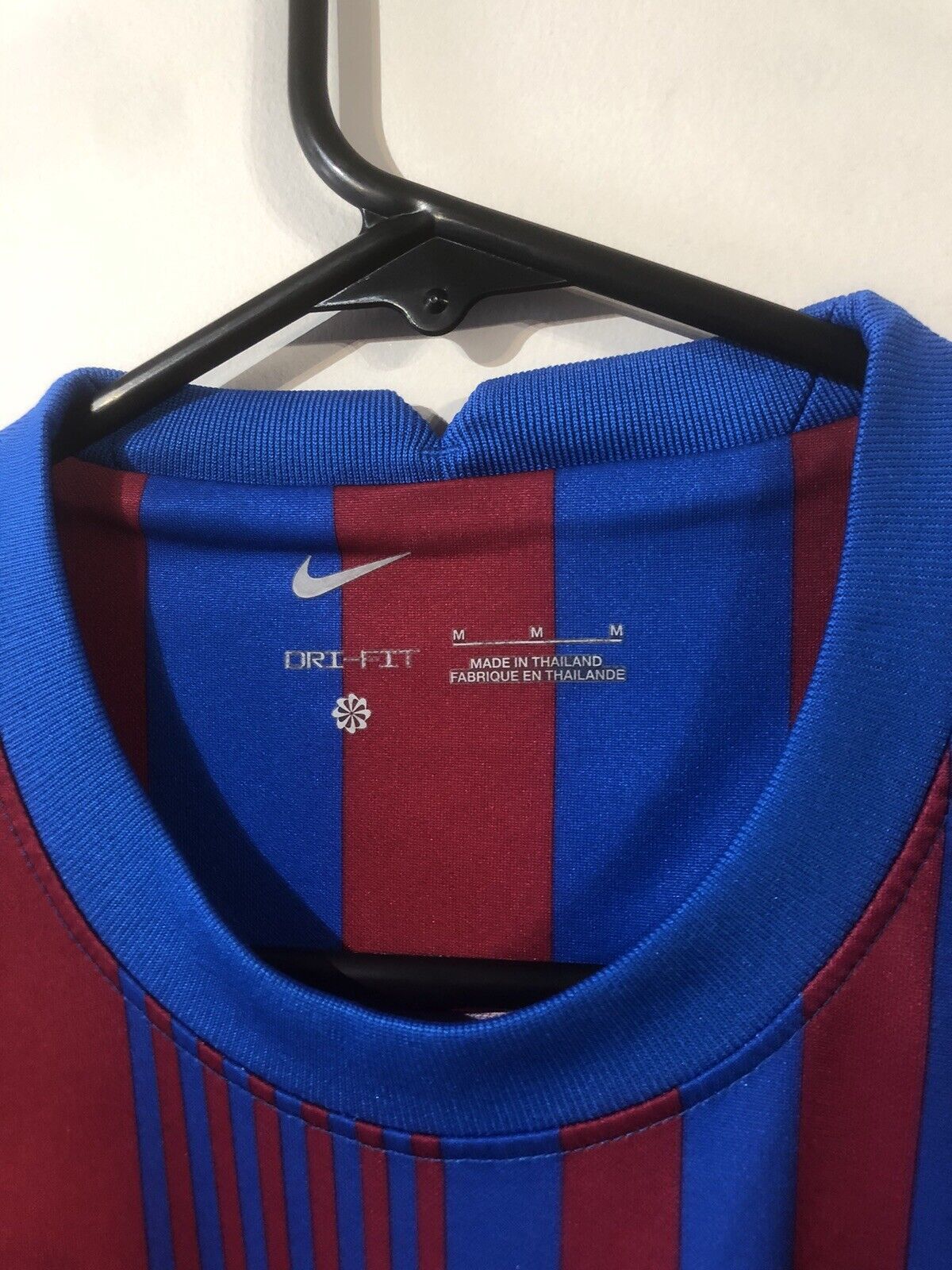 #5 (Busquets) Barcelona Medium 2021/22 Home Football Shirt Nike Good Condition
