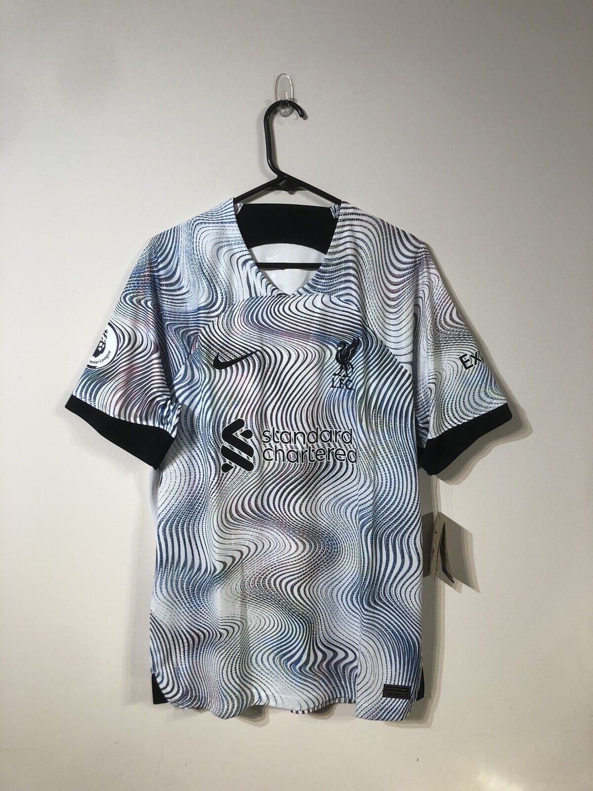 Luis Diaz #23 Liverpool Large BNWT 2022/23 Away Jersey Nike