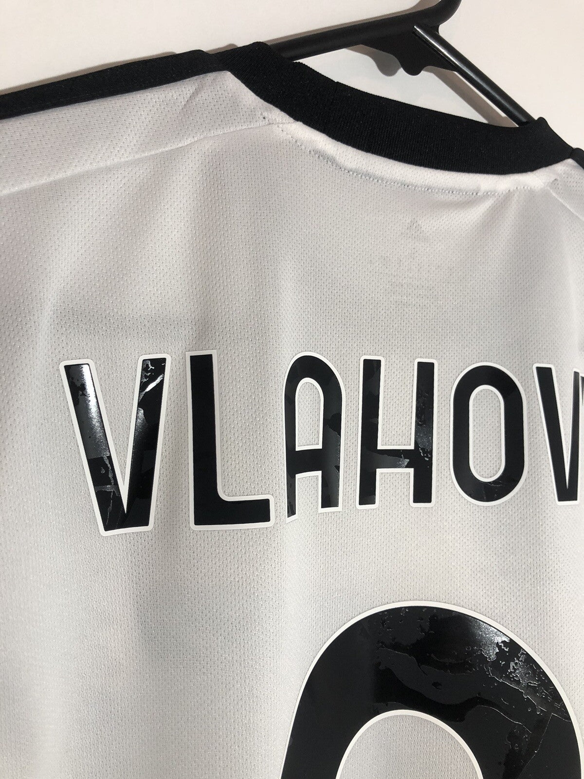 Juventus Vlahovic #9 2022/23 Small Home Shirt Adidas Excellent Condition H38907