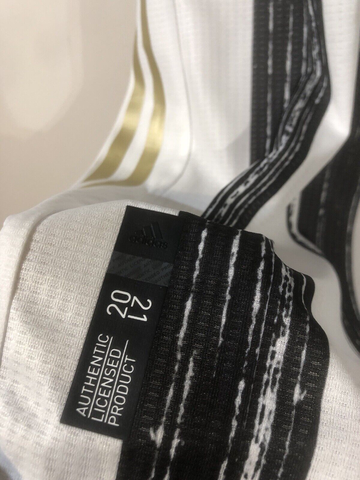 De Ligt #4 Juventus 2020/21 Medium Home Football Shirt Jersey Adidas BNWT