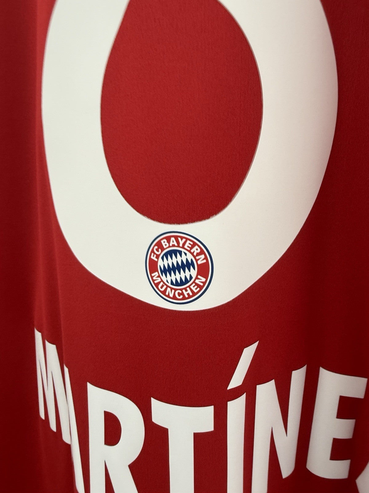 Bayern Munich Martinez #8 2017/18 Medium Home Shirt Adidas BNWT AZ7961