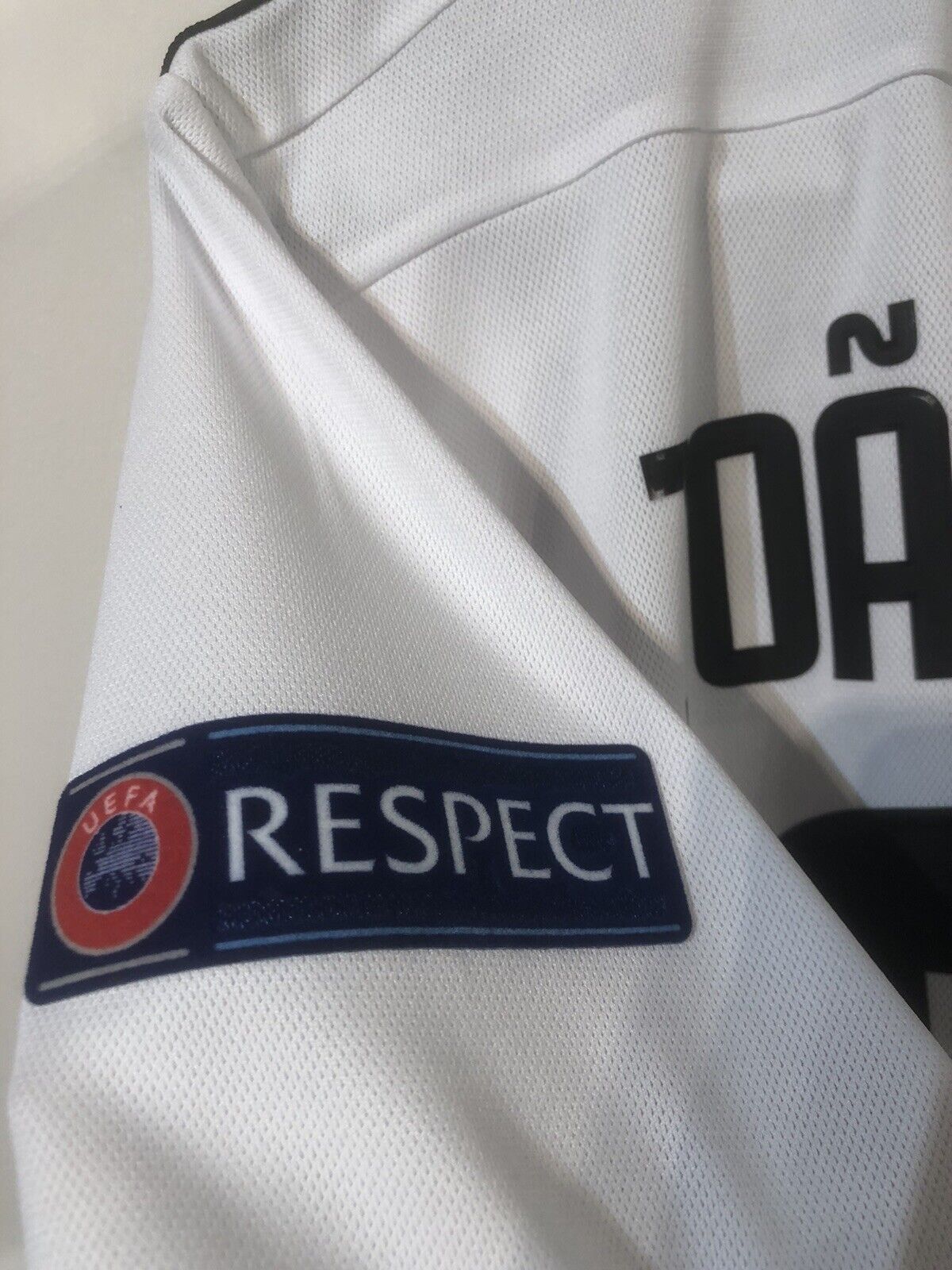 Joao Cancelo #20 Juventus 2018/19 Medium Home Champions League Shirt Adidas BNWT