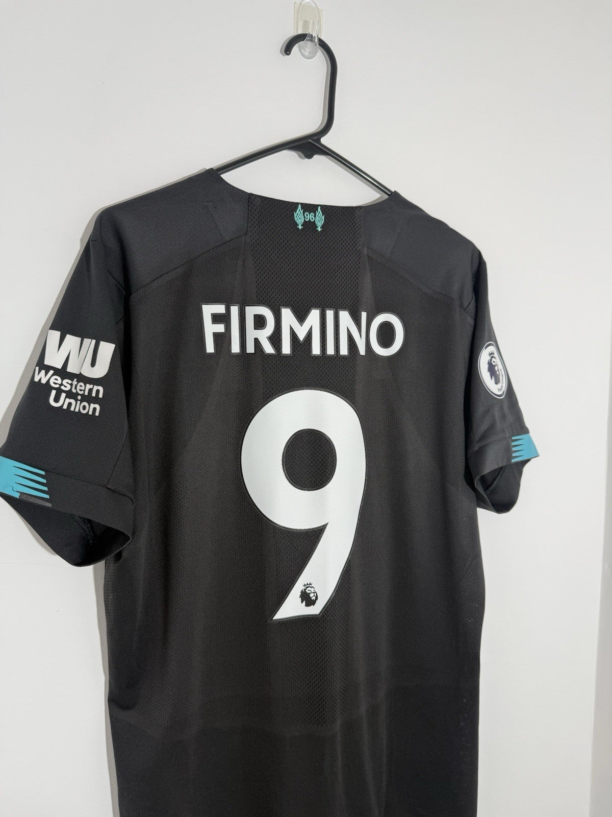 Liverpool Firmino #9 2019/20 Large 3rd Shirt Excellent Condition MT930023