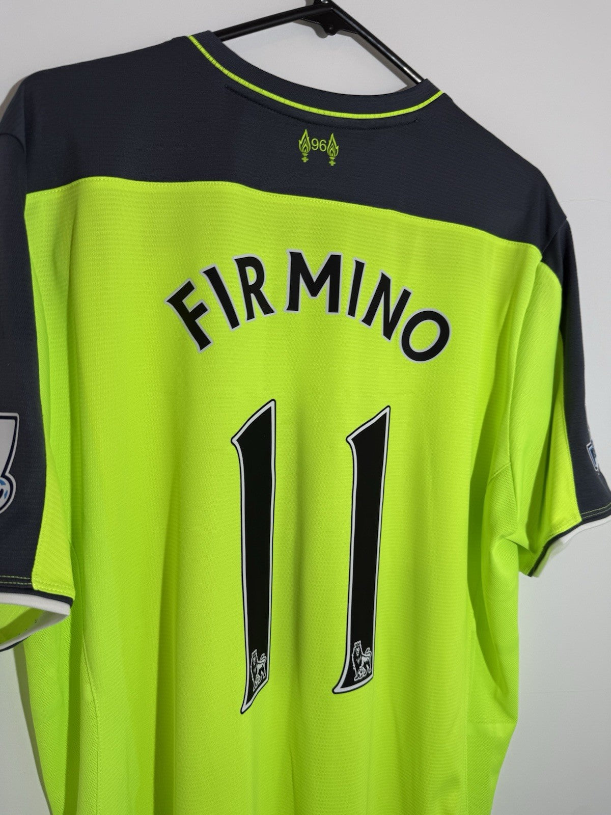 Liverpool Firmino #11 2016/17 XL 3rd Shirt Excellent Condition MT630013