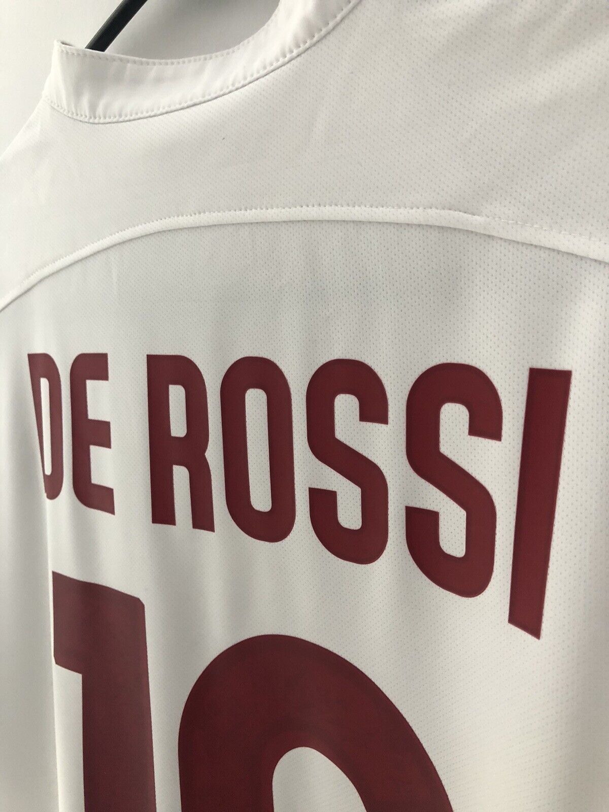 De Rossi 16 AS Roma 2015 16 Away Small Shirt Excellent Condition 658918 106