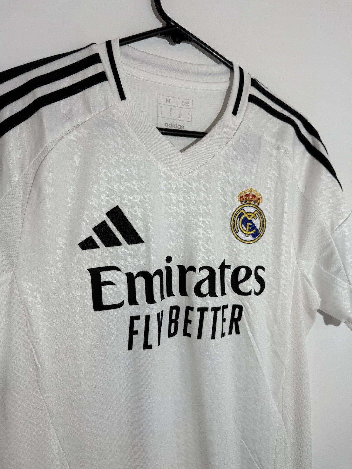 Real Madrid Mbappe #9 2024/25 Medium Home Shirt BNWT IU5011