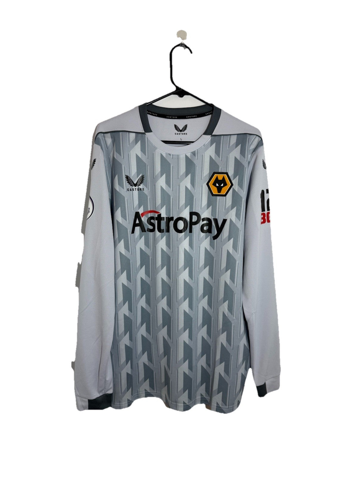 Wolverhampton Wanderers Hee Chan #11 2022/23 Large L/S Away Shirt Castore BNWT