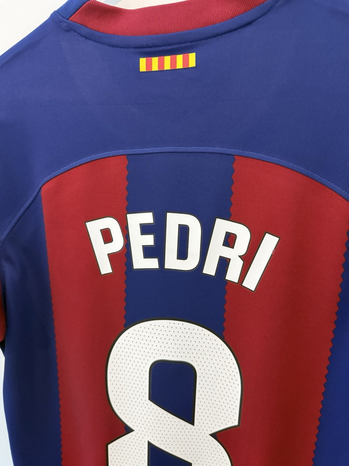 Barcelona Pedri #8 2023/24 Small Home Shirt Excellent Condition DX2687-456