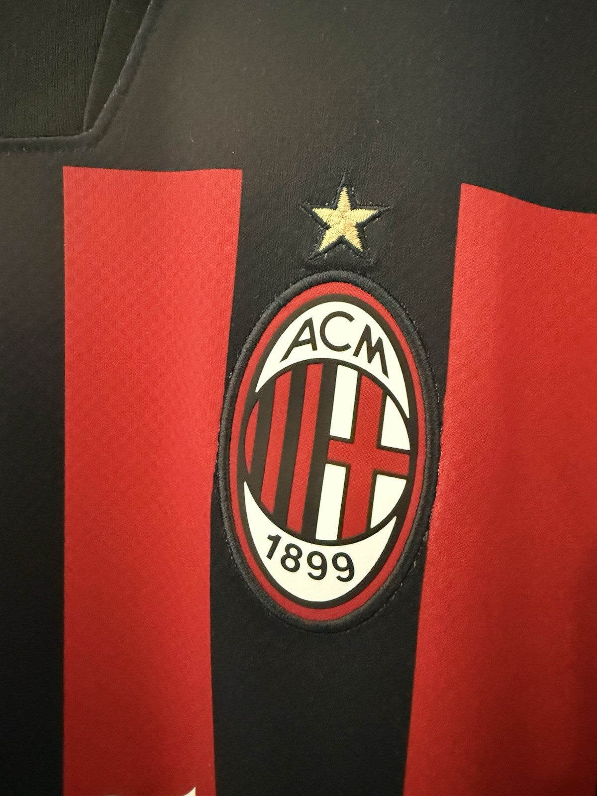 AC Milan Giroud #9 2022/23 Home XL Shirt Excellent Condition 765824-01