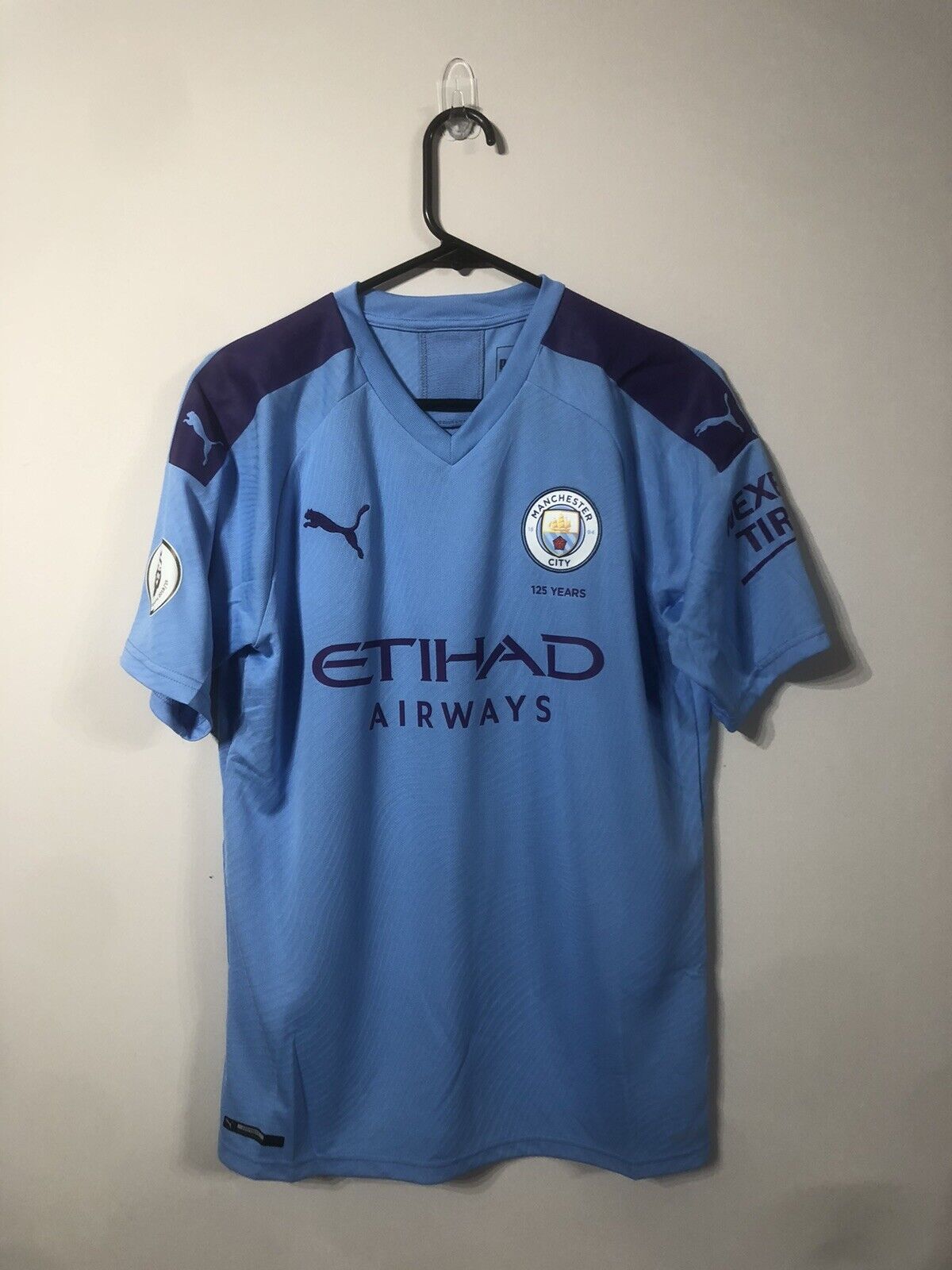 Fernandinho #25 Manchester City 2019/20 Medium Home Shirt Puma Excellent Conditi