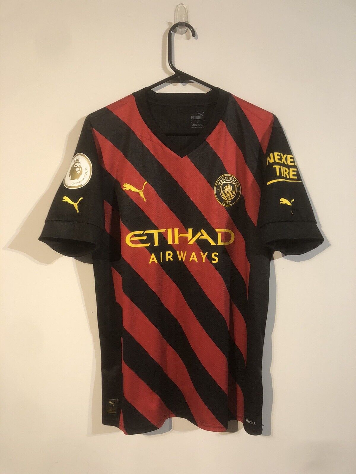 Gundogan #8 Manchester City Treble 2022/23 Large Away Shirt Excellent Condition