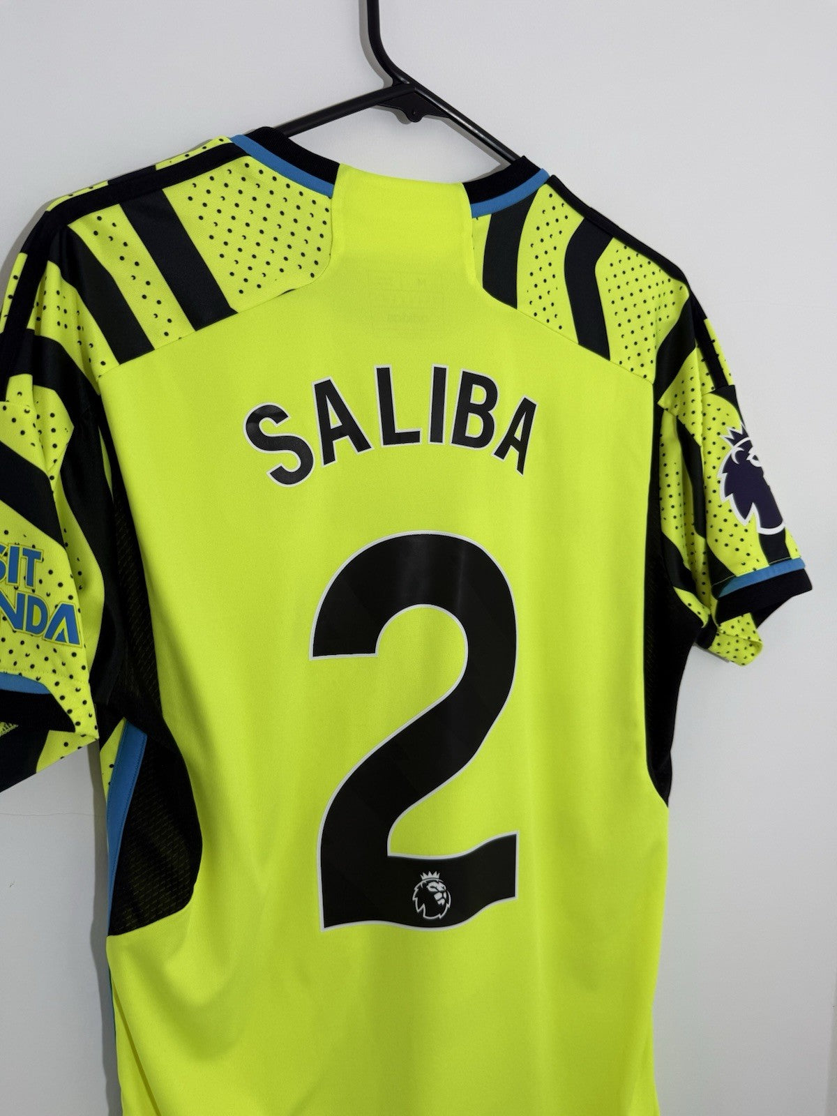 Arsenal Saliba #2 2023/24 Medium Away Shirt Adidas Excellent Condition HR6927