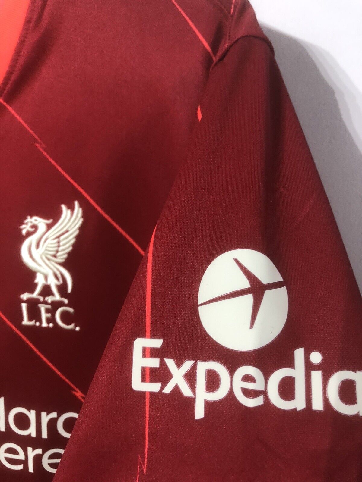 Jones #17 Liverpool Medium 2021/22 Home Shirt Nike Excellent Condition