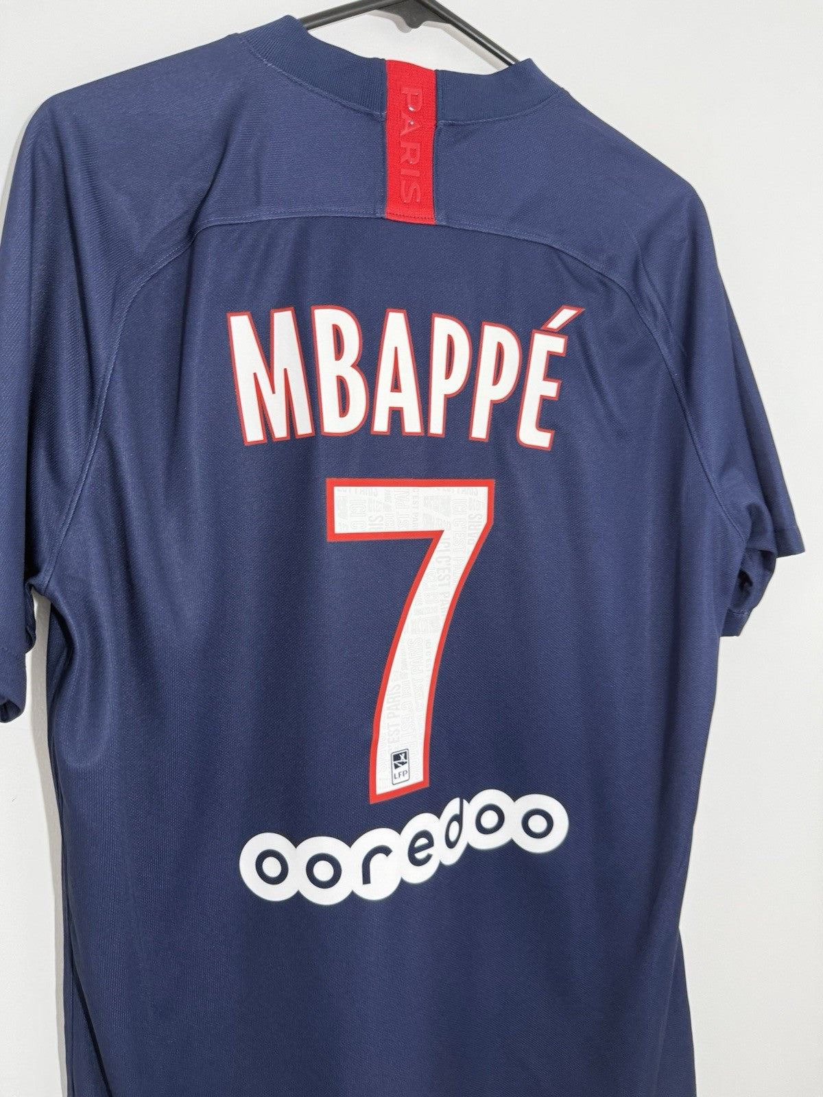 Paris St Germain Mbappe #7 2019/20 Large Home Excellent Condition AJ5553-411
