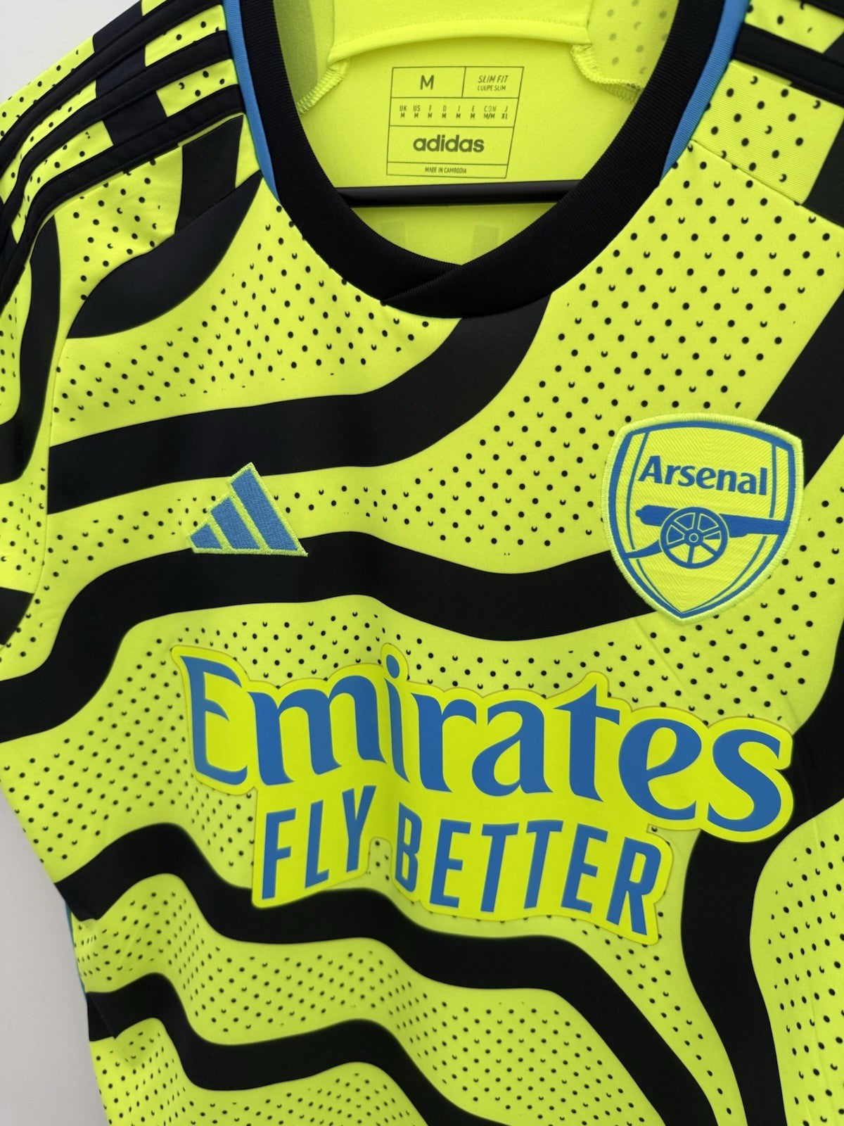 Arsenal Saliba #2 2023/24 Medium Away Shirt Adidas Excellent Condition HR6927