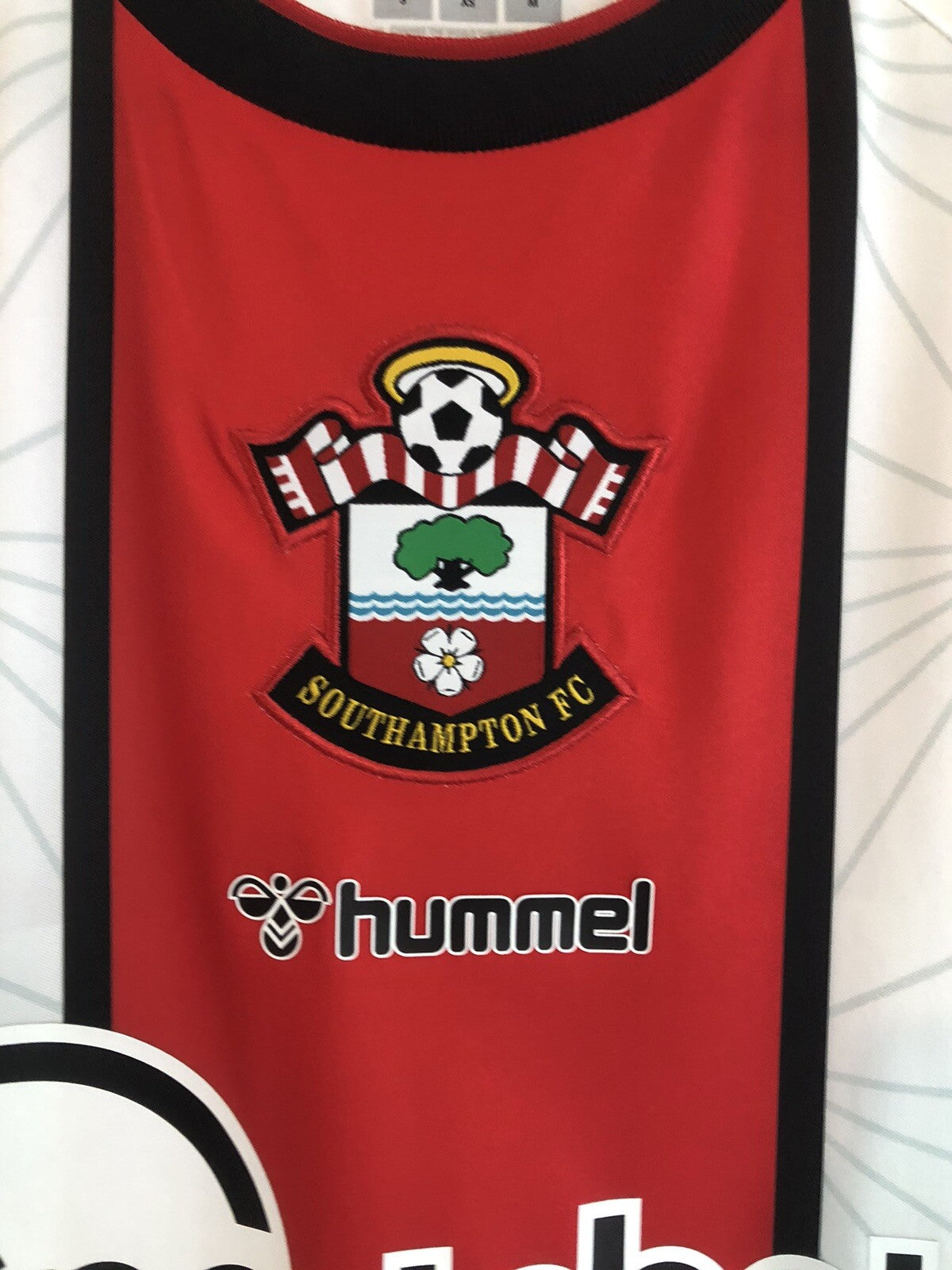 Southampton Walcott #32 2022/23 Small Home Hummel Excellent Condition