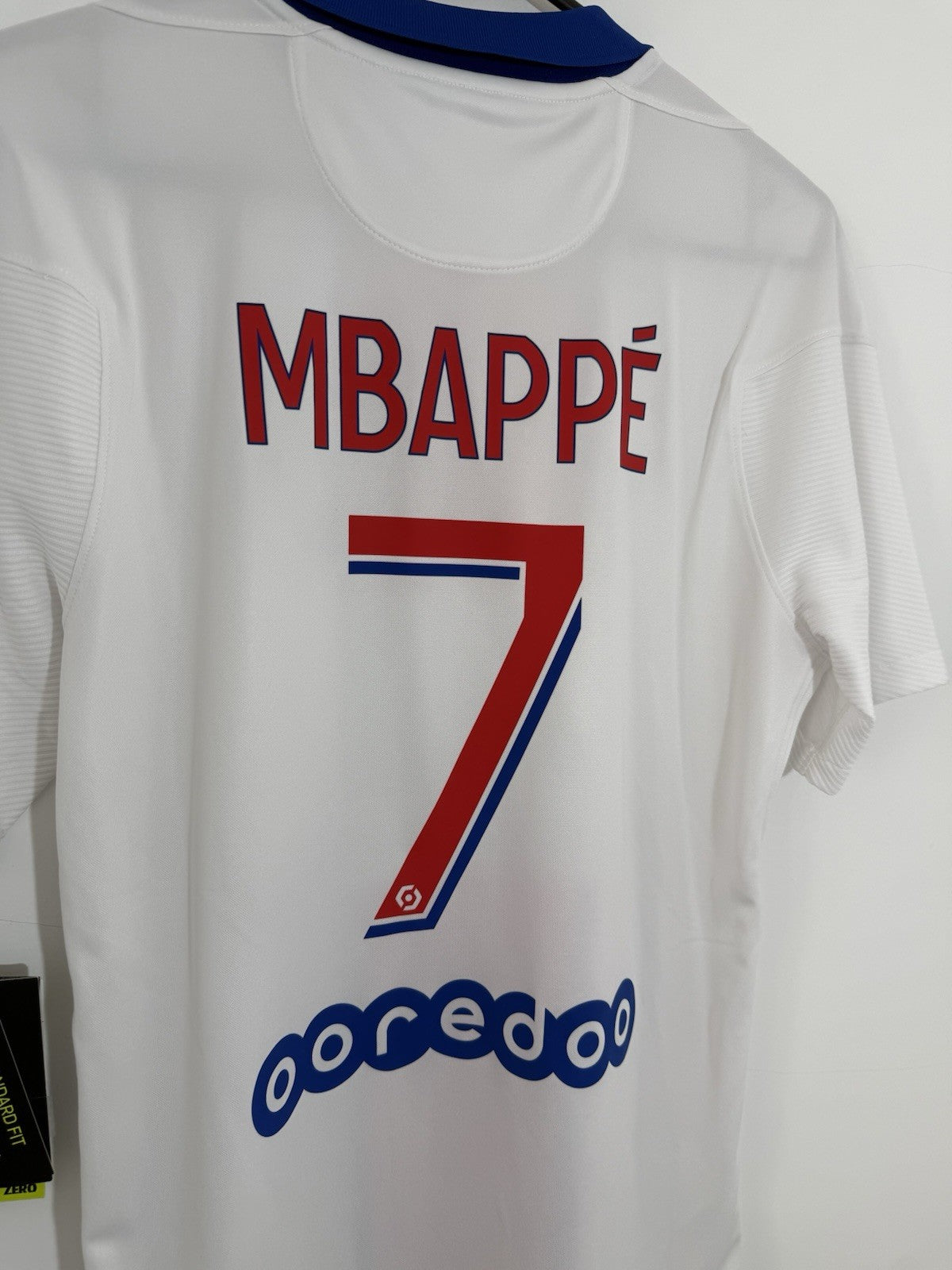 PSG Mbappe #7 2020/21 Small Away Shirt Nike BNWT CD4241-101