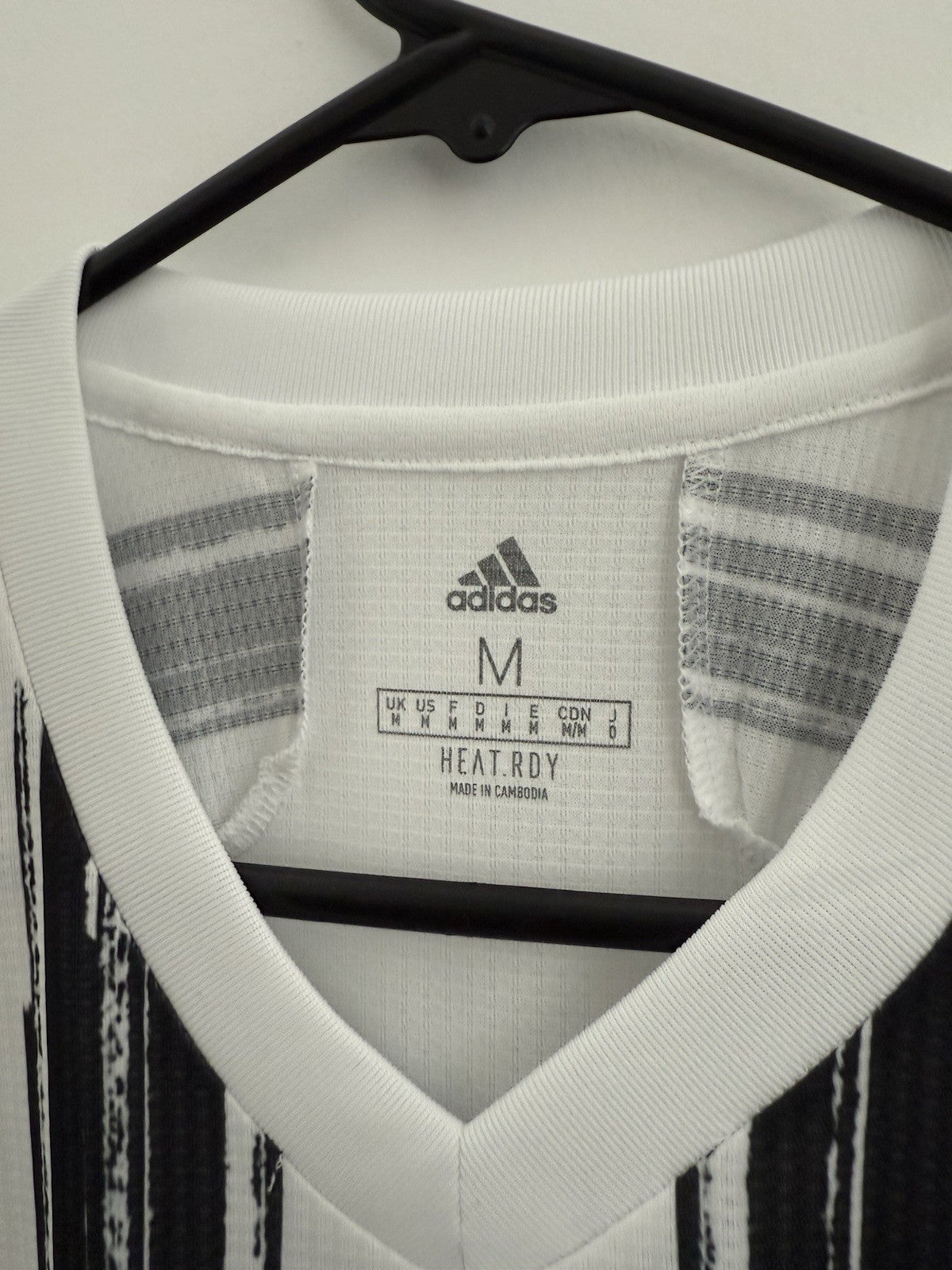 Juventus Bonucci #19 2020/21 Medium Home Authentic Shirt Adidas BNWT GJ7601