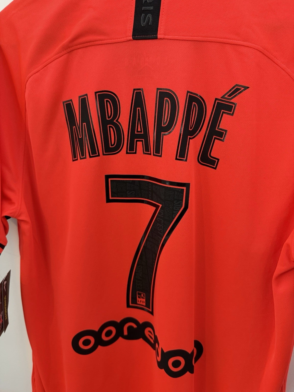 Paris St Germain Mbappe #7 2019/20 Large Away Shirt Jordan BNWT AJ5552-613