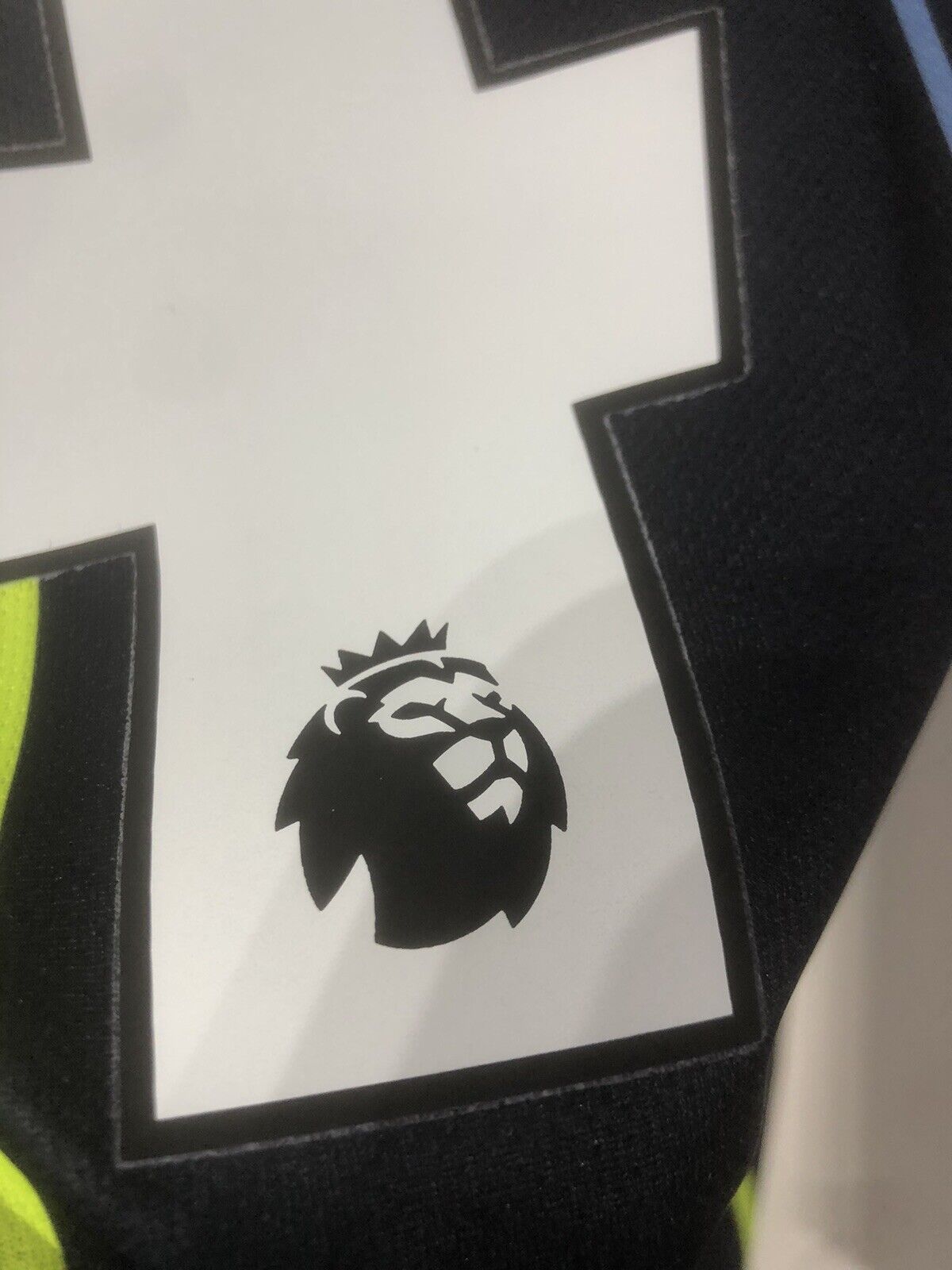 Kompany #4 Manchester City 2018/19 Small Away Shirt Nike Excellent Condition