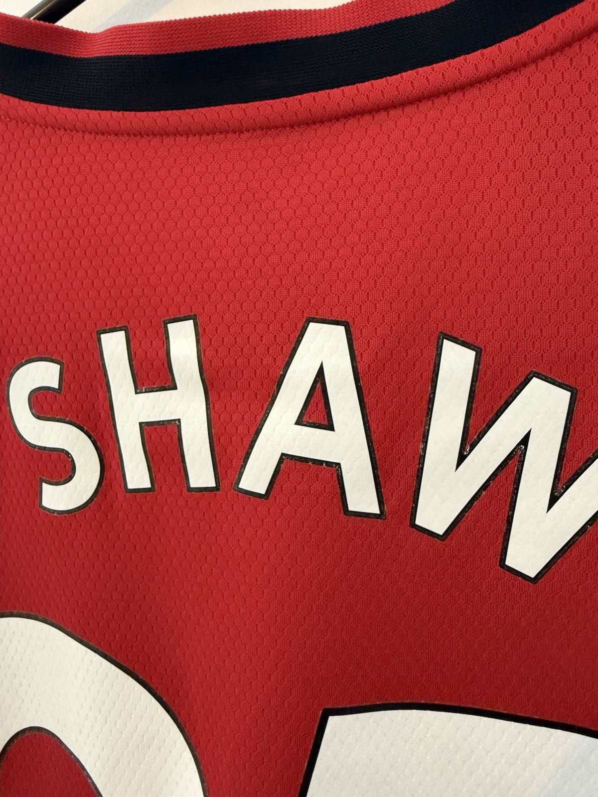 Manchester United Shaw #23 2019/20 Medium Home Shirt Excellent Condition ED7386