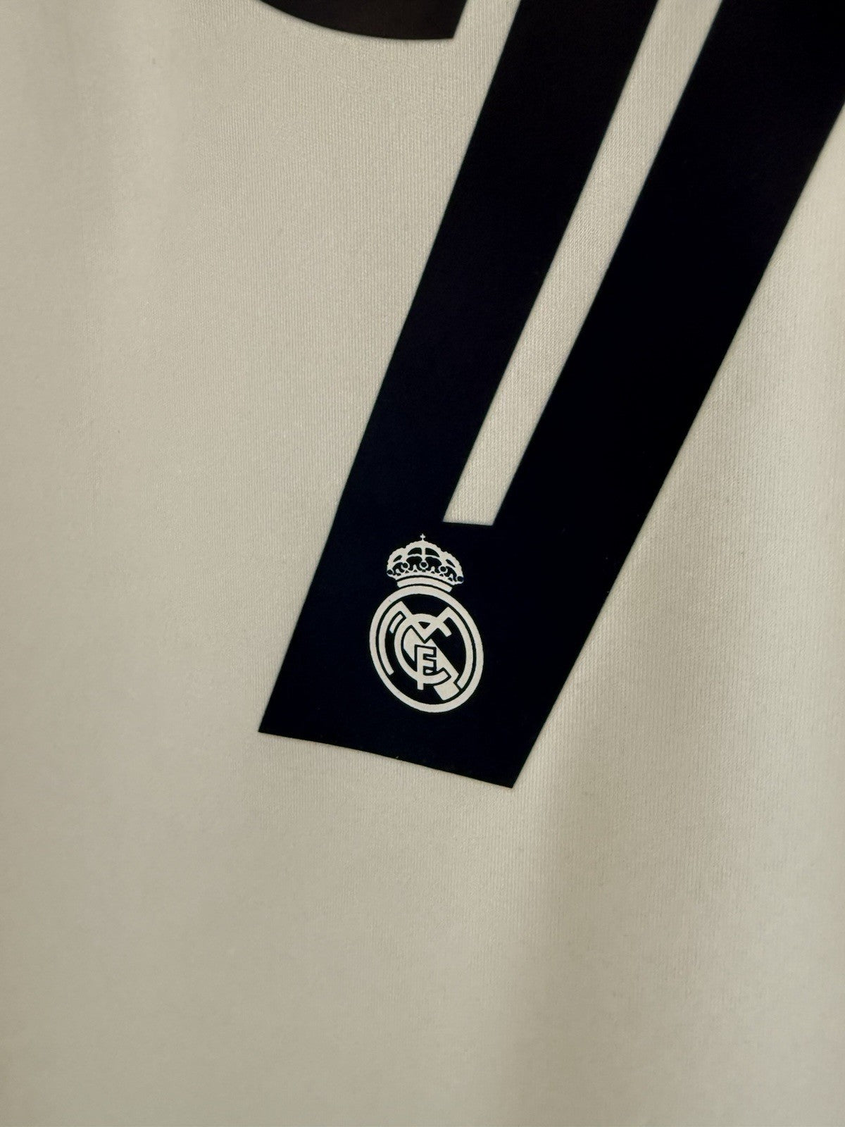 Real Madrid Benzema #9 2020/21 Small Home Shirt Excellent Condition FM4735