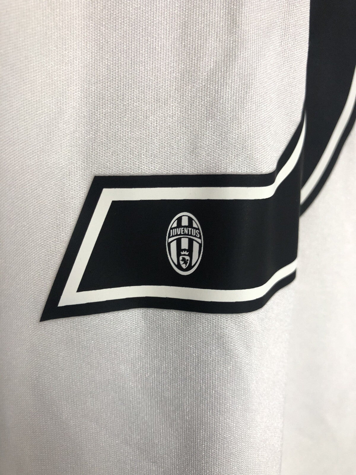 Juventus Higuain #9 2016/17 XL Home Shirt Excellent Condition AI6241