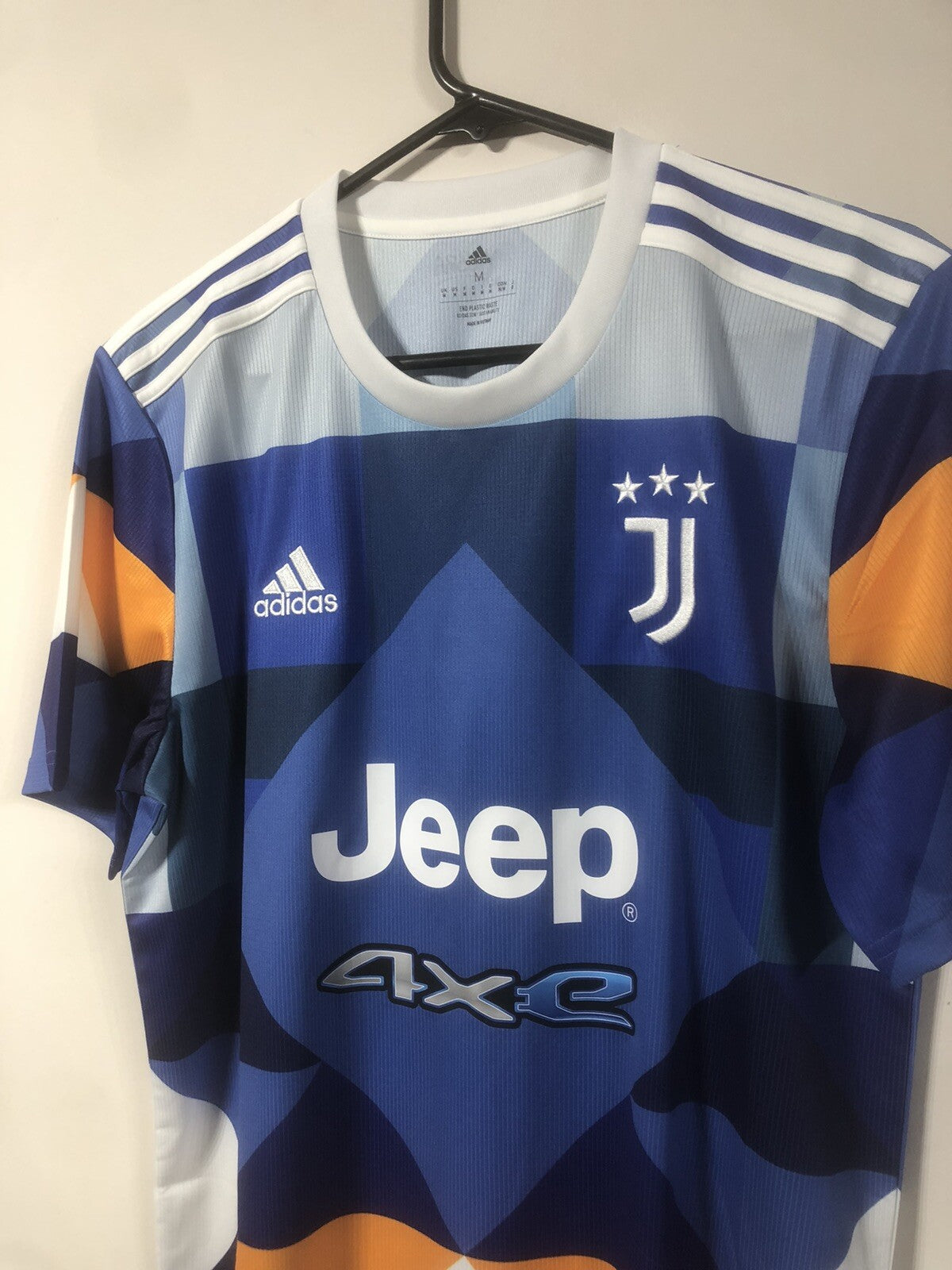 Juventus Kulusevski #44 2021/22 Medium 4th Shirt BNWT HM6516