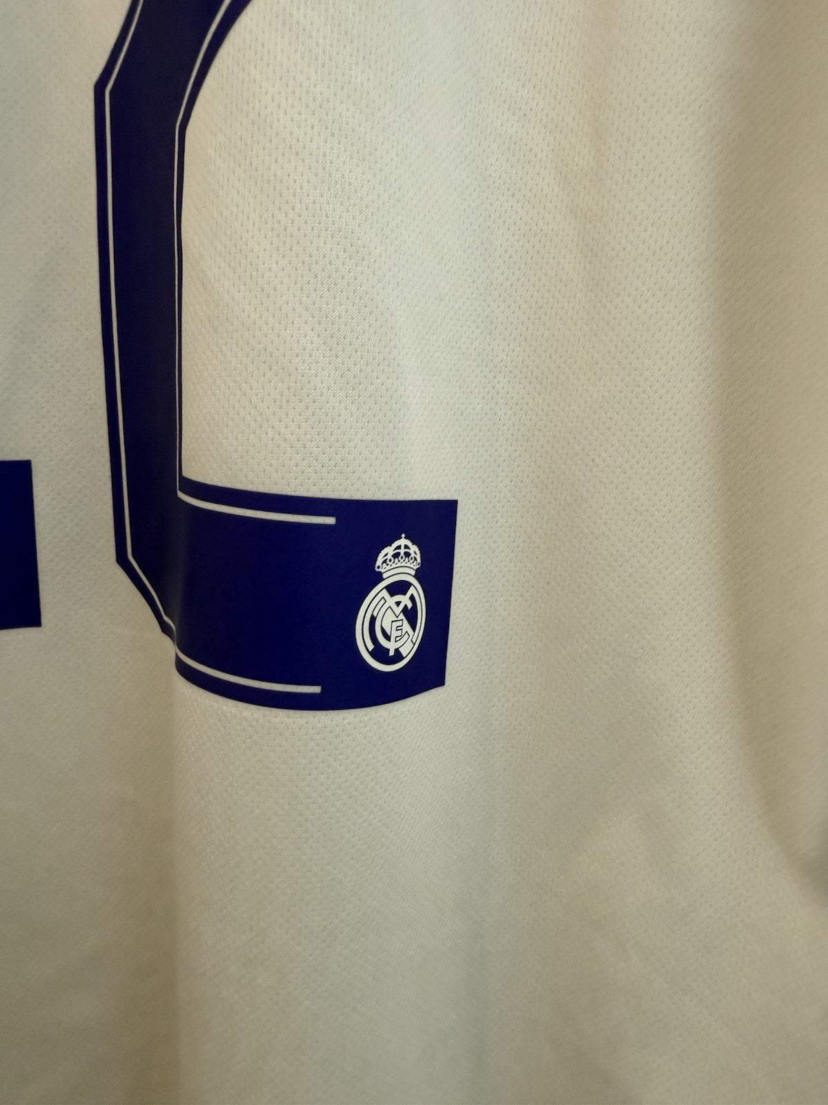 Real Madrid Isco #22 2021/22 Large Home Shirt Adidas Excellent Condition GQ1359