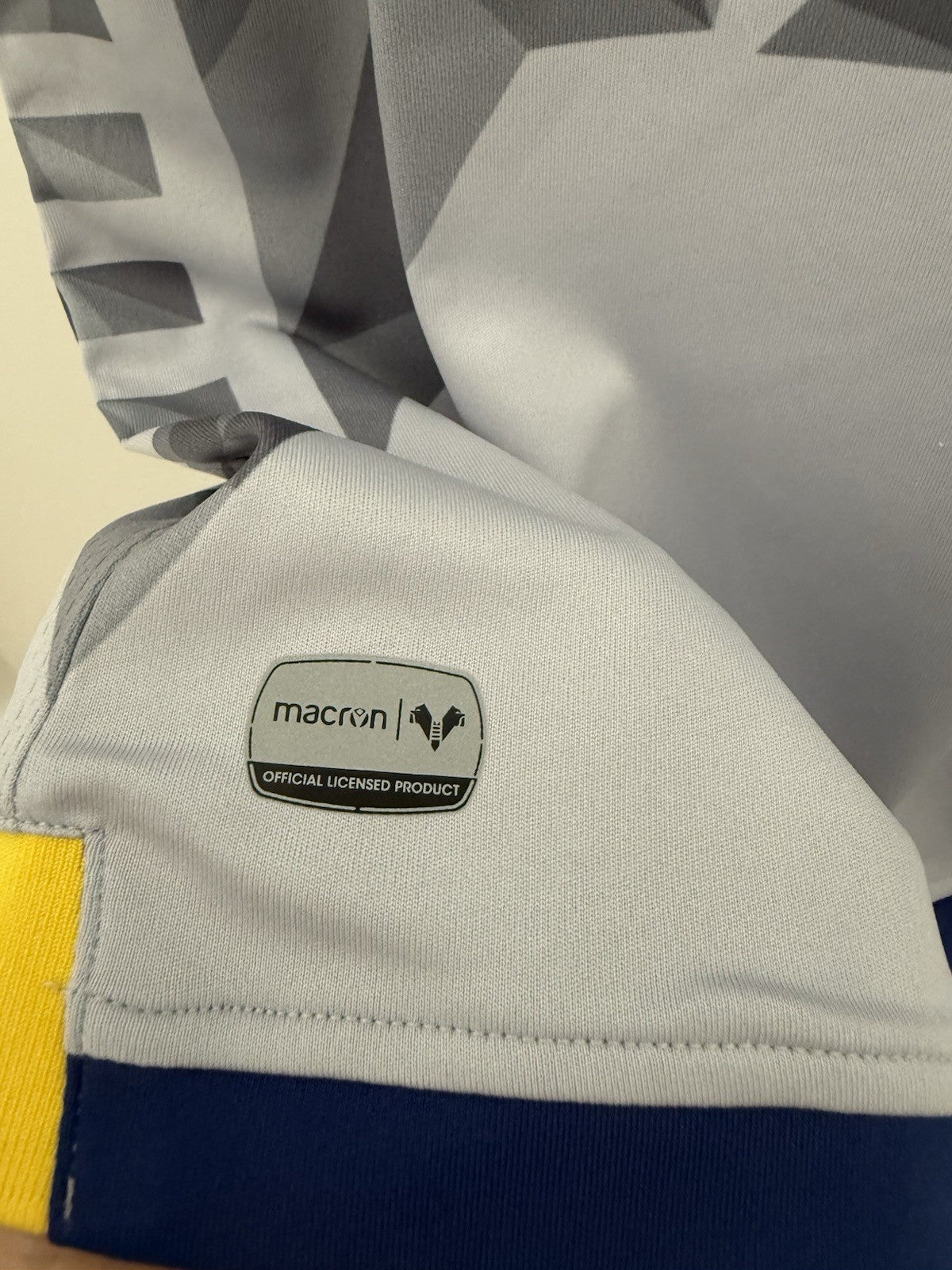 Hellas Verona 2020/21 Small 3rd Shirt Excellent Condition