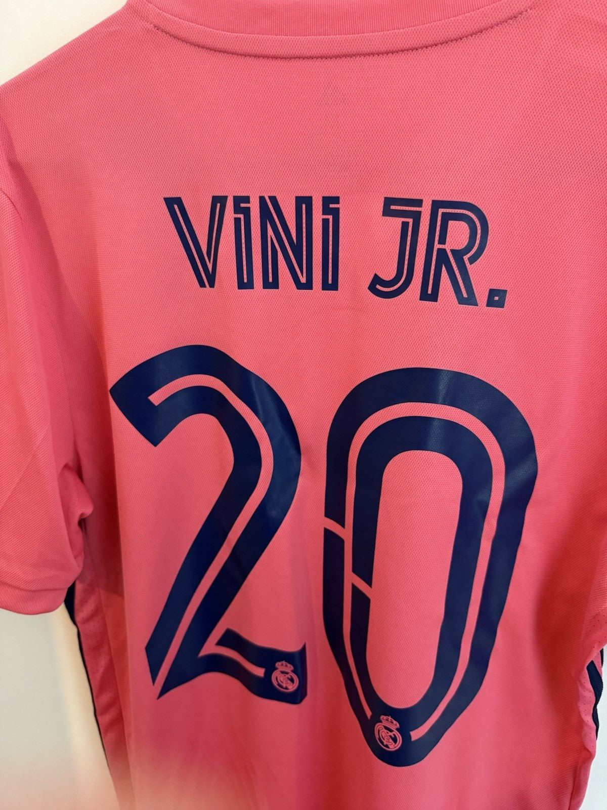 Real Madrid Vinicius Jr #20 2020/21 Medium Away Shirt BNWT GI6463