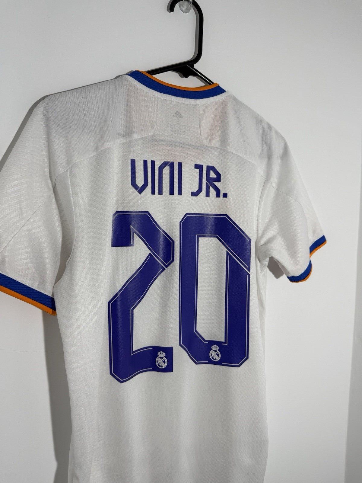 Real Madrid Vini Jr #20 2021/22 Small Home Shirt Adidas Excellent Condition