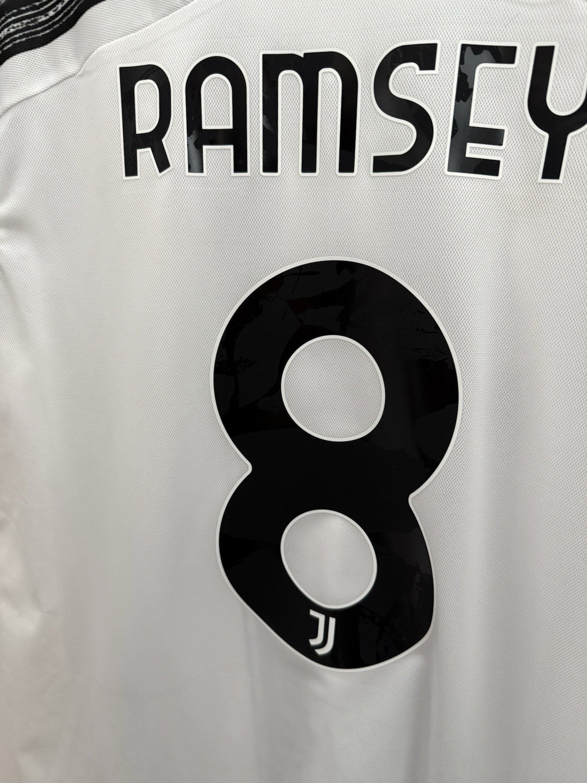 Juventus Ramsey #8 2020/21 Large Home Shirt Excellent Condition EI9894