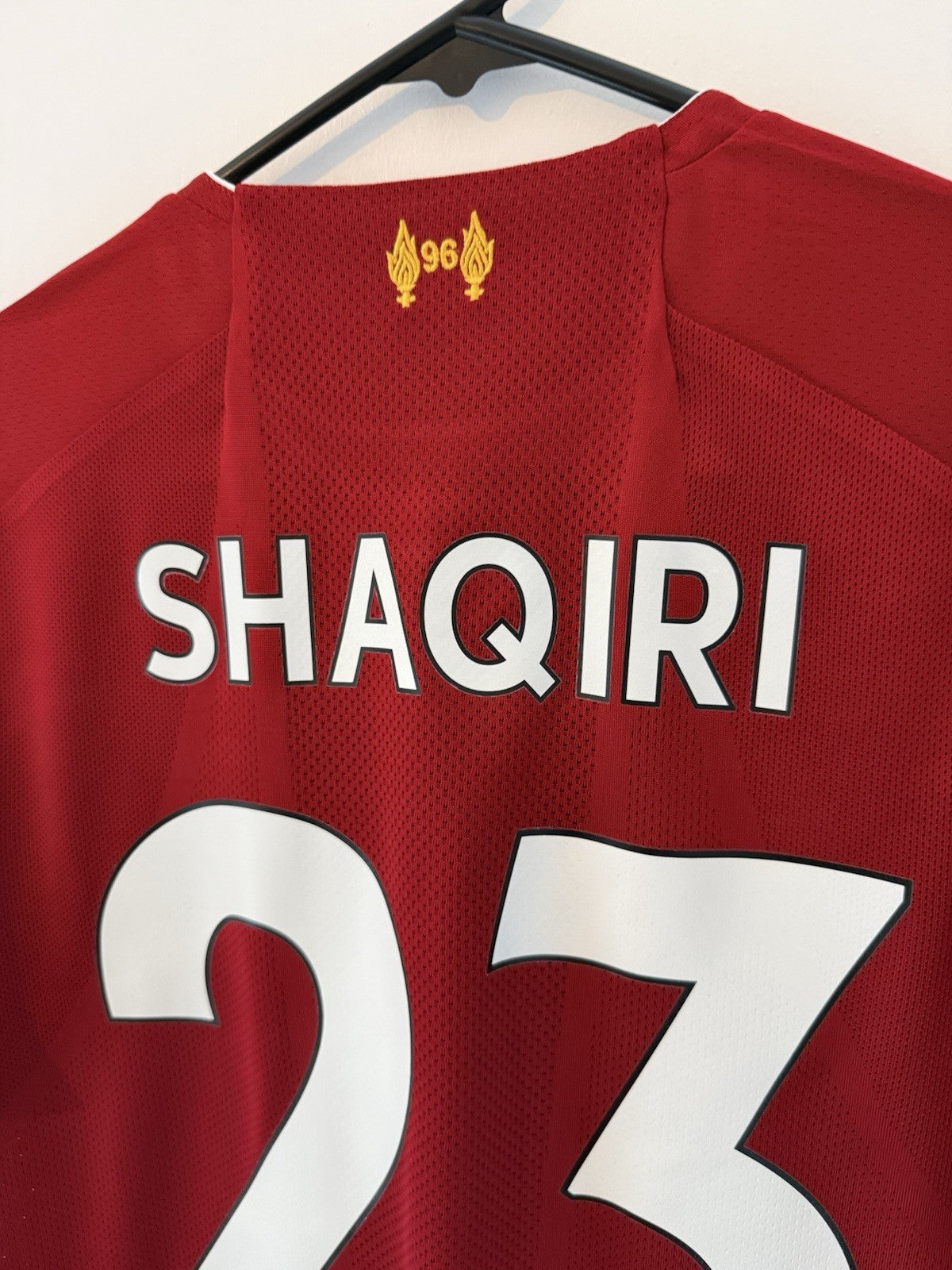 Liverpool Shaqiri #23 2019/20 Small Home Shirt Excellent Condition MT930000