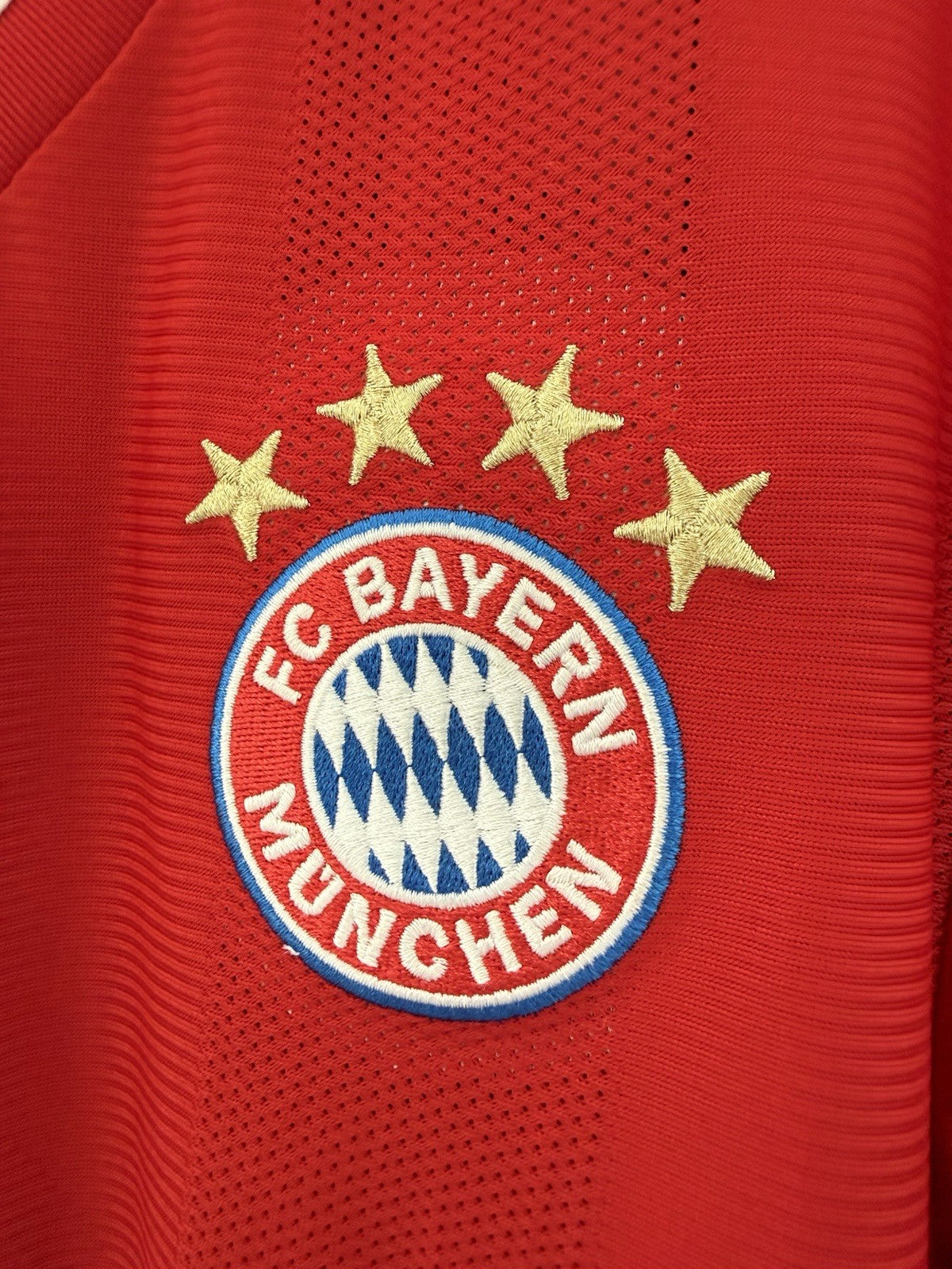 Bayern Munich Hernandez #21 2020/21 Medium Home Shirt BNWT FR8358